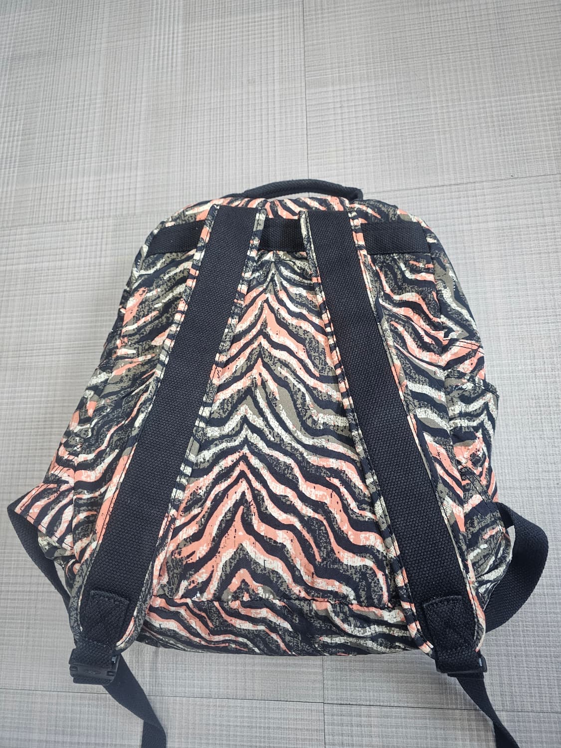 키플링 지브라 서울 백팩 상품이미지6