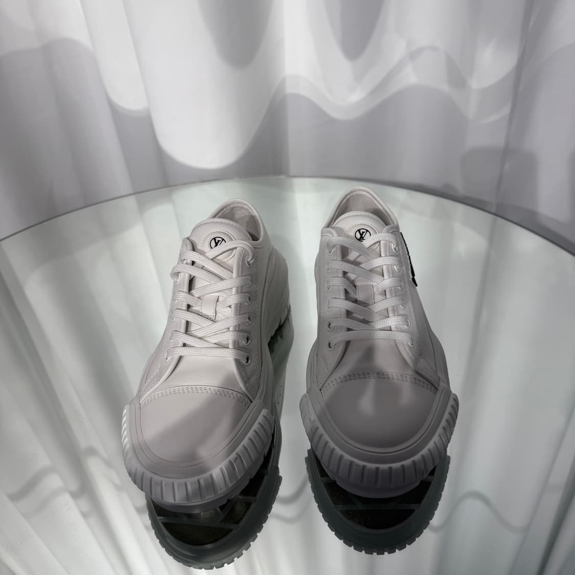 [정품] 루이비통 LV 스쿼드 스니커즈 38사이즈 상품이미지5