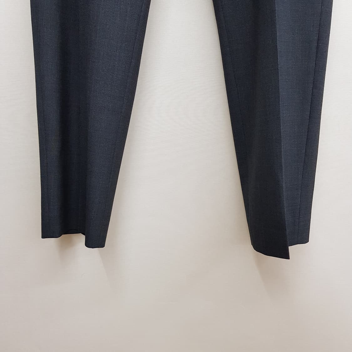 한섬 타임 2024 남성 릴랙스핏 슬랙스 82사이즈 상품이미지3