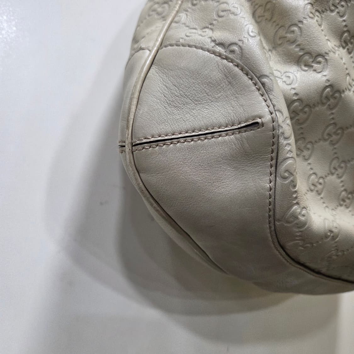 구찌 뱀부 토트앤숄더 상품이미지4