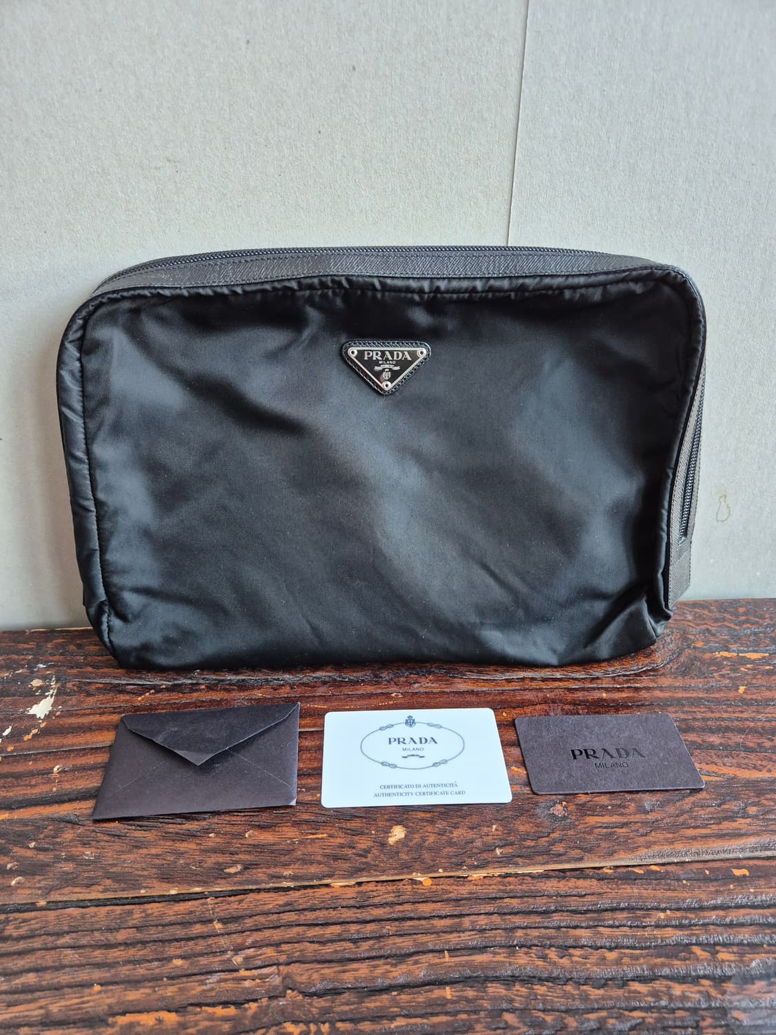 Prada 프라다 테수토 나일론 메이크업 파우치 가방 상품이미지1