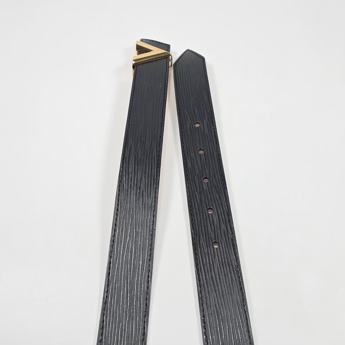 루이비통 에삐 에센셜 V 버클 벨트 (85) 상품이미지4