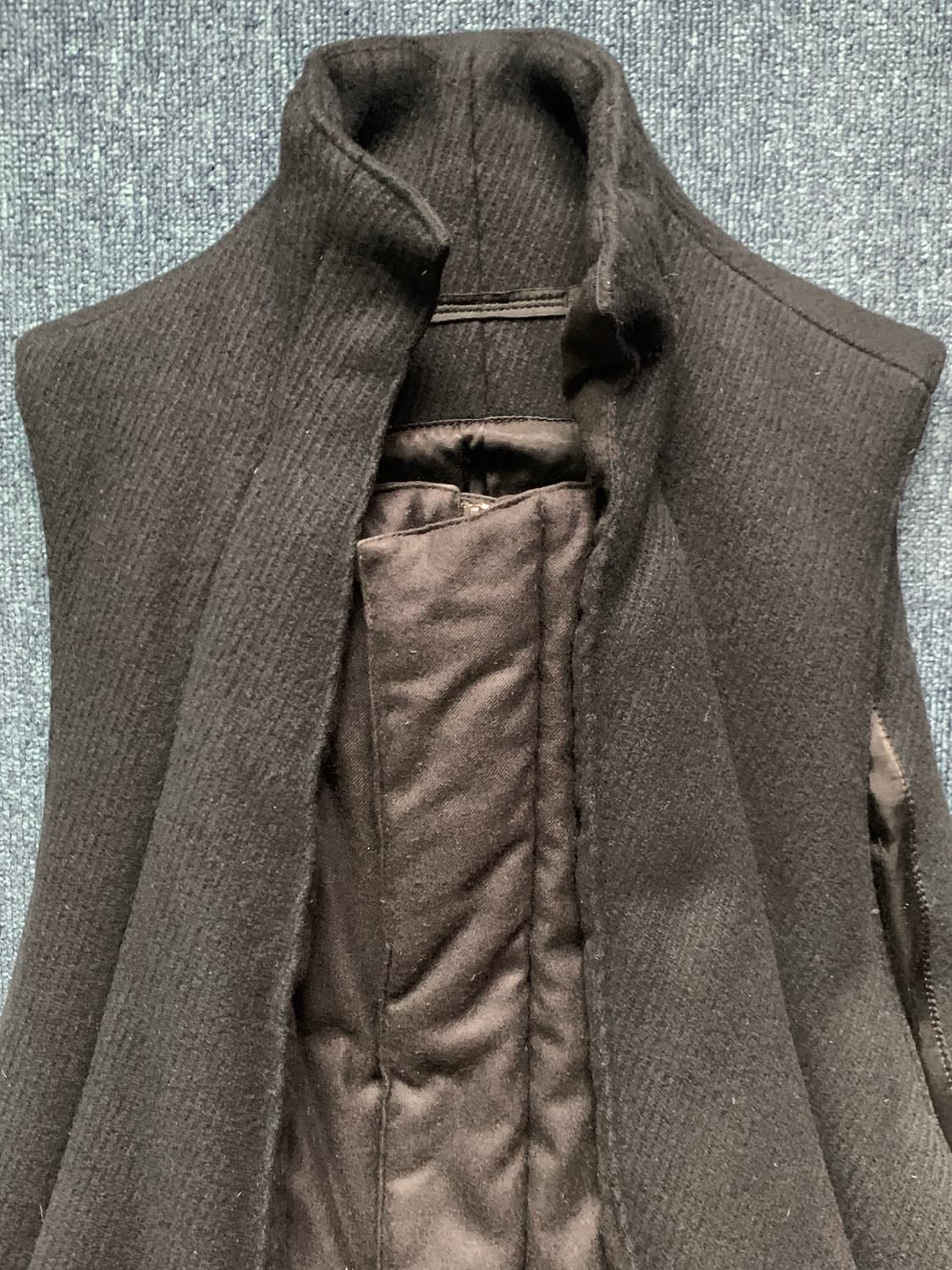 Julius 14fw 패딩 베스트 상품이미지3