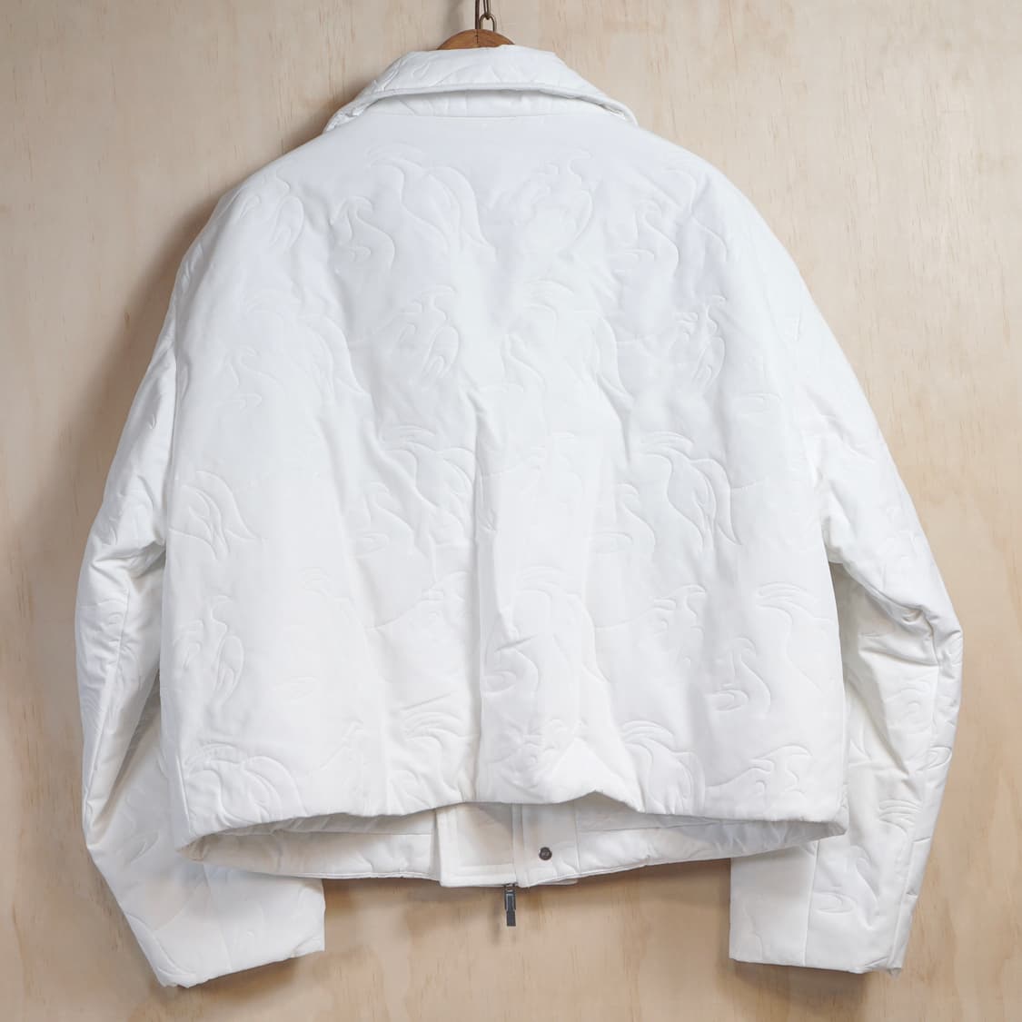 펑첸왕 엠보싱 패턴 자켓 상품이미지5