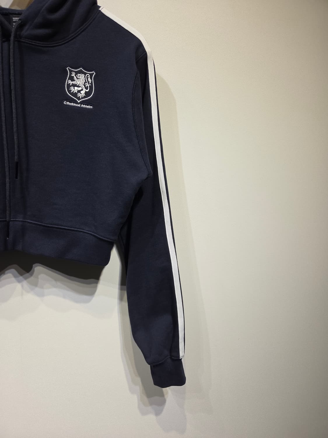 BADBLOOD 배드블러드 아카데미 스포츠 크롭 후드티 상품이미지4