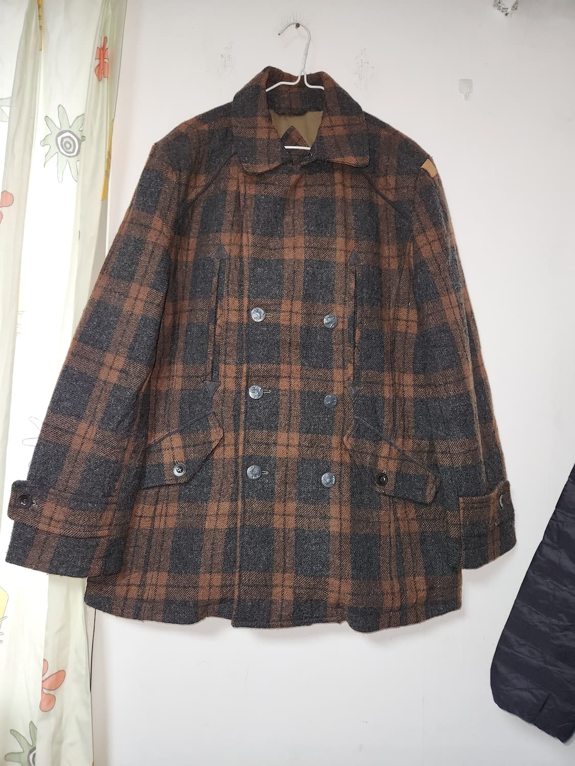 써스데이아일랜드 울 반코트105 상품이미지1