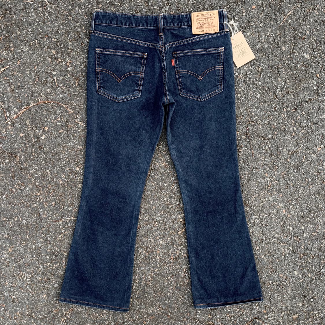 리바이스 우먼스 EM578 로우웨스트 부츠컷 데님 (34)  상품이미지4