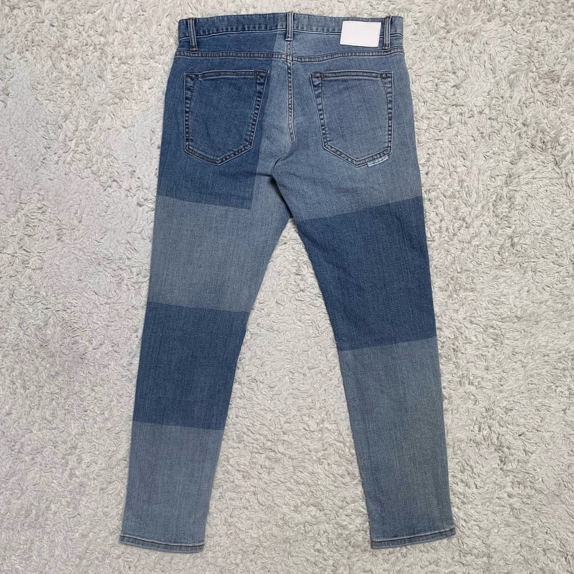 [32] LAB101 블록 워싱 슬림핏 데님팬츠 상품이미지2