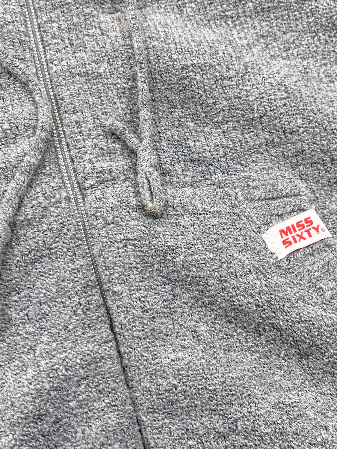 미스 식스티 아크릴 후드집업 상품이미지7