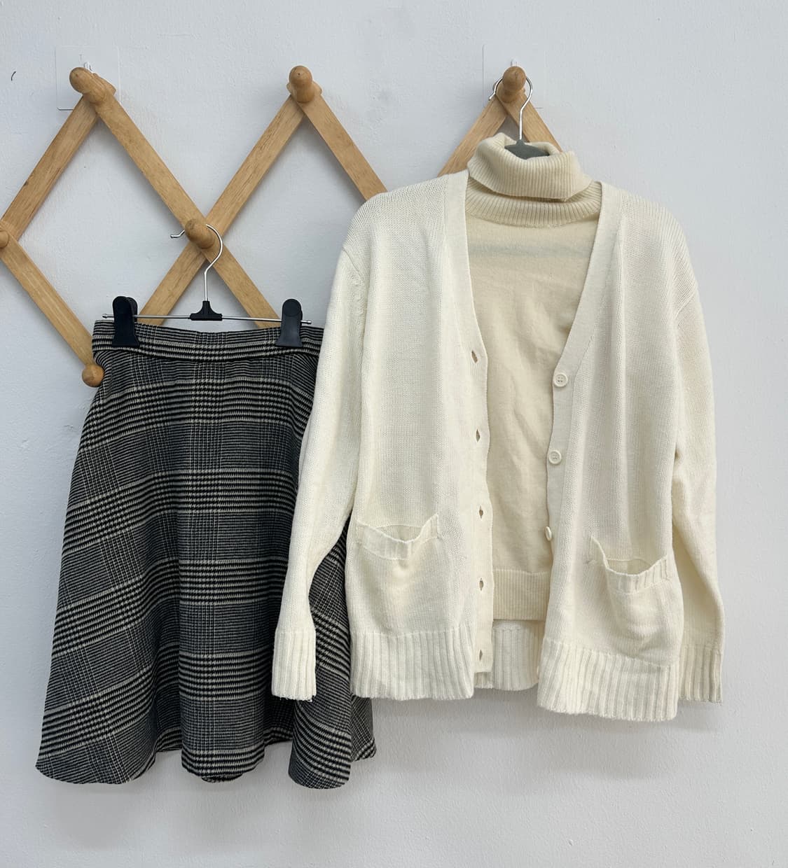 ❄️사와코 겨울 데이트 코디세트❄️ 가디건 체크 미디스커트 아이보리 상품이미지4
