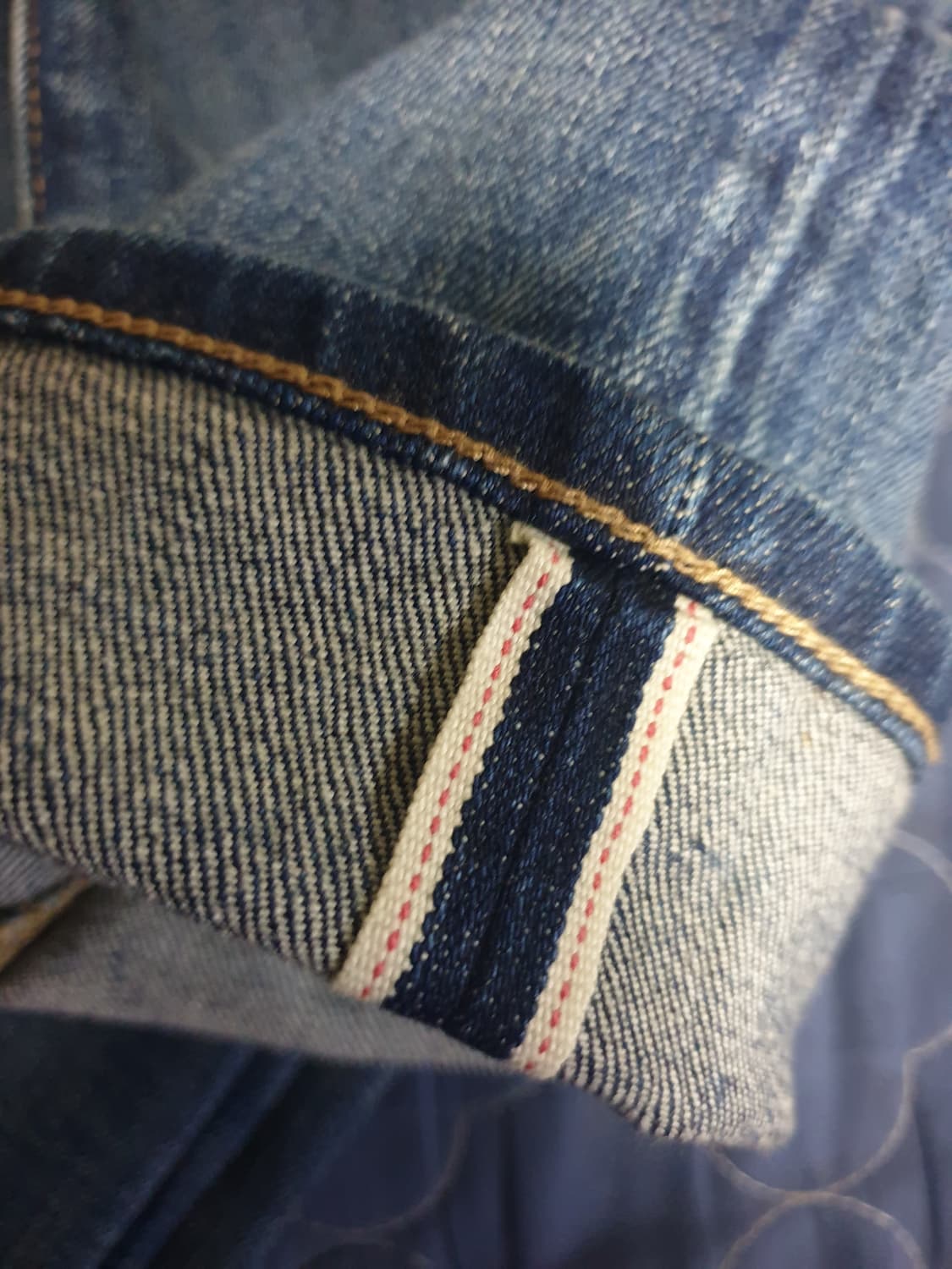 (카이하라 원사) 유니클로 로우라이즈 스키니 테이퍼드 셀비지 진 (29) 상품이미지3