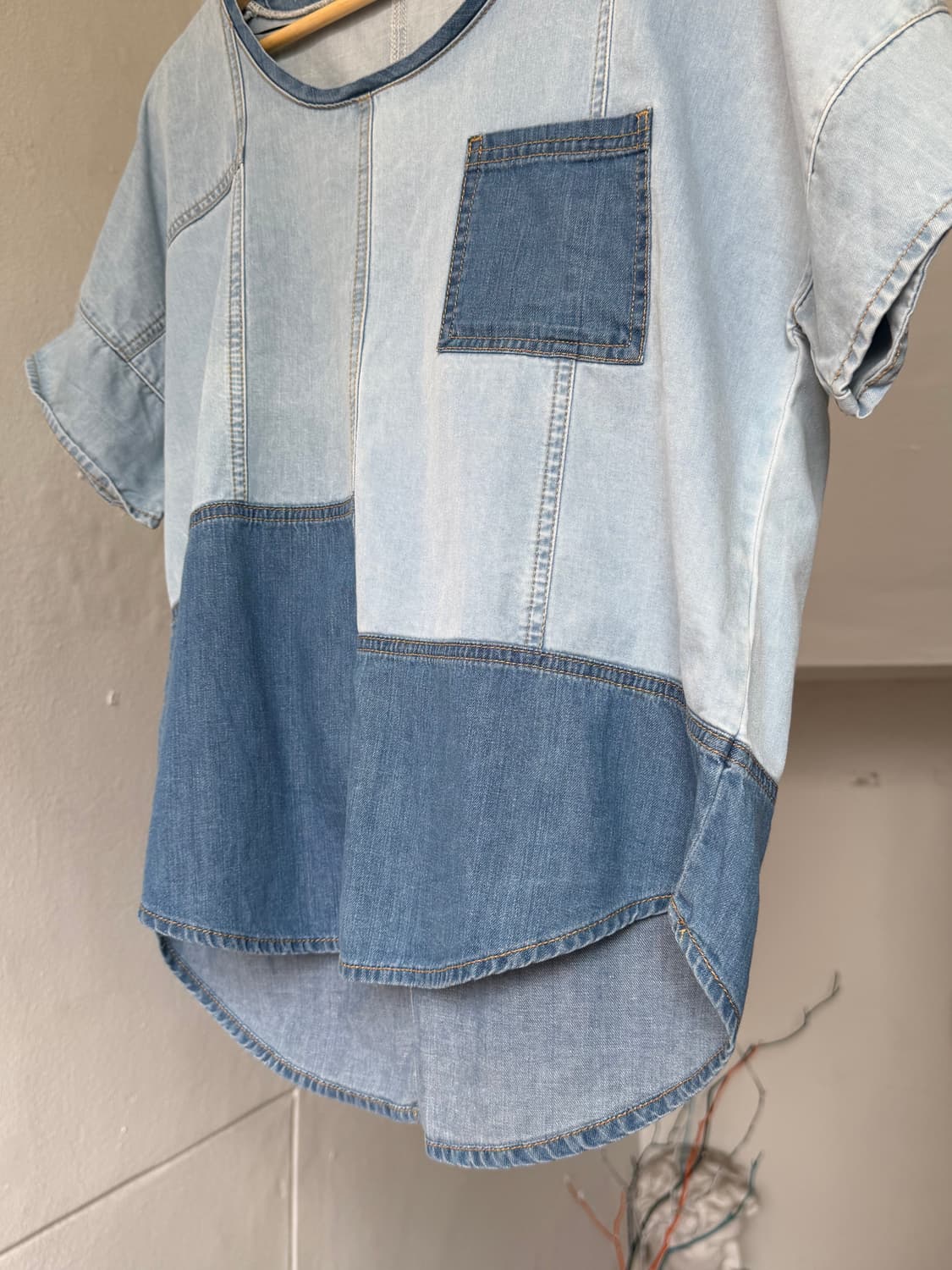 데님 패치워크 크롭 티셔츠 상품이미지3