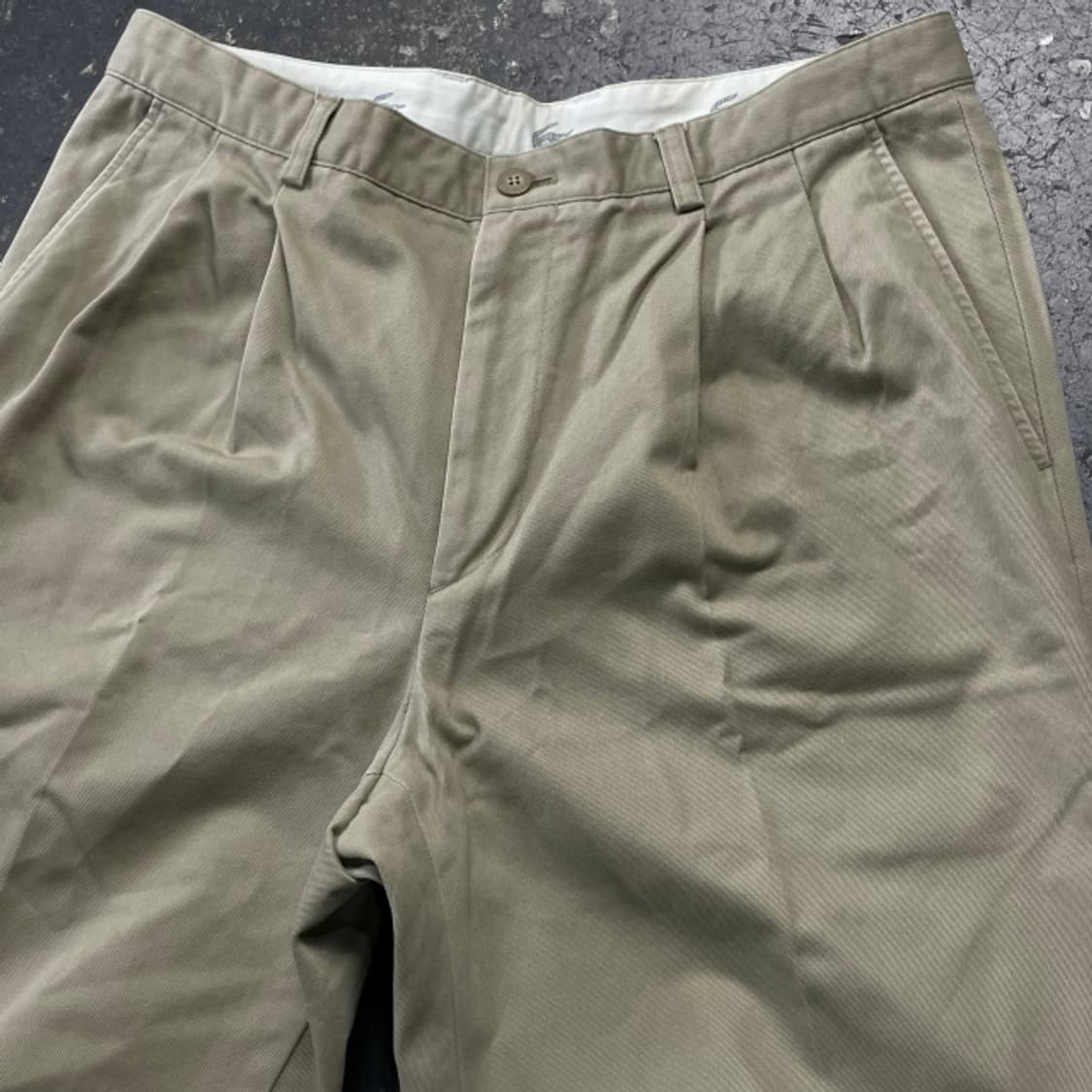 32 라코스테 투턱 치노팬츠  상품이미지2