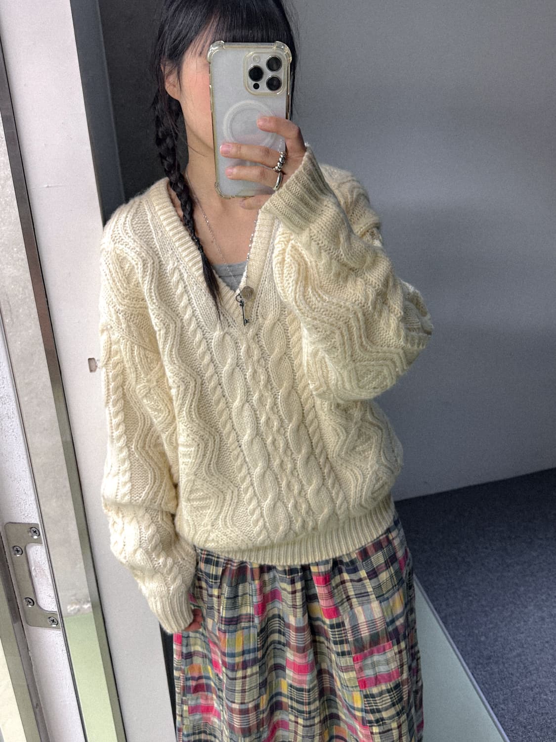 cream cable v knit 상품이미지1