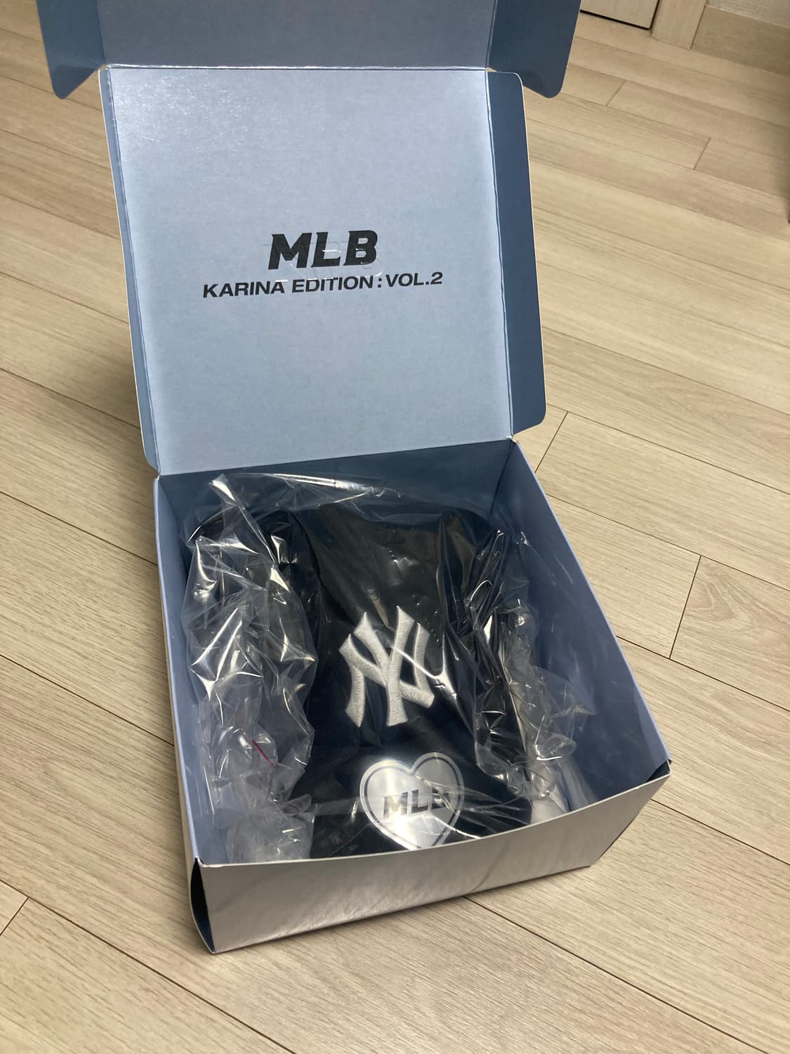 카리나 mlb 시그니처 언스트럭쳐 볼캡 블랙 모자 상품이미지1