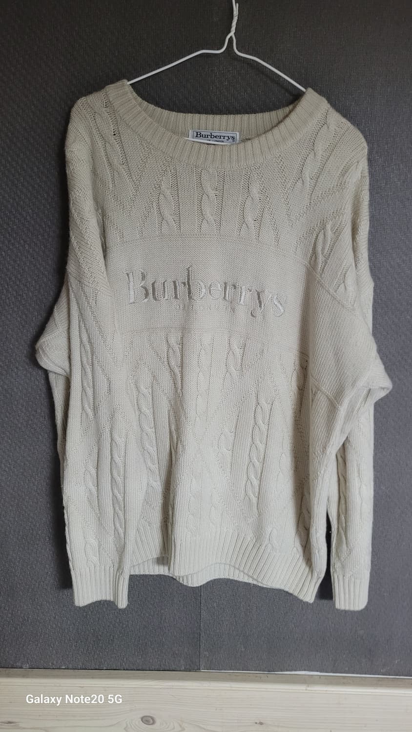 버버리 케이블 니트 상품이미지1