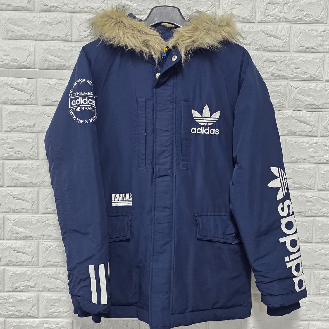 택포// 아디다스 로고 다운 패딩 95 상품이미지1