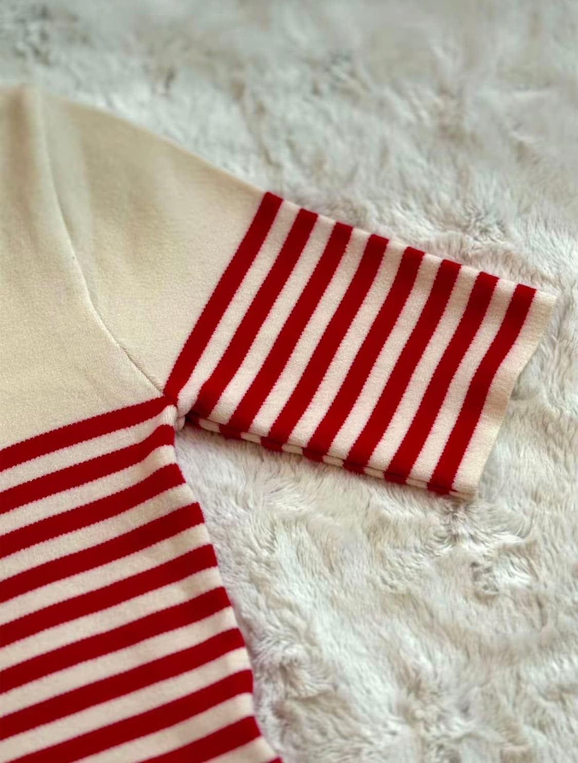 레드 단가라 포인트 스퀘어넥 세미크롭 반팔 니트 상품이미지3