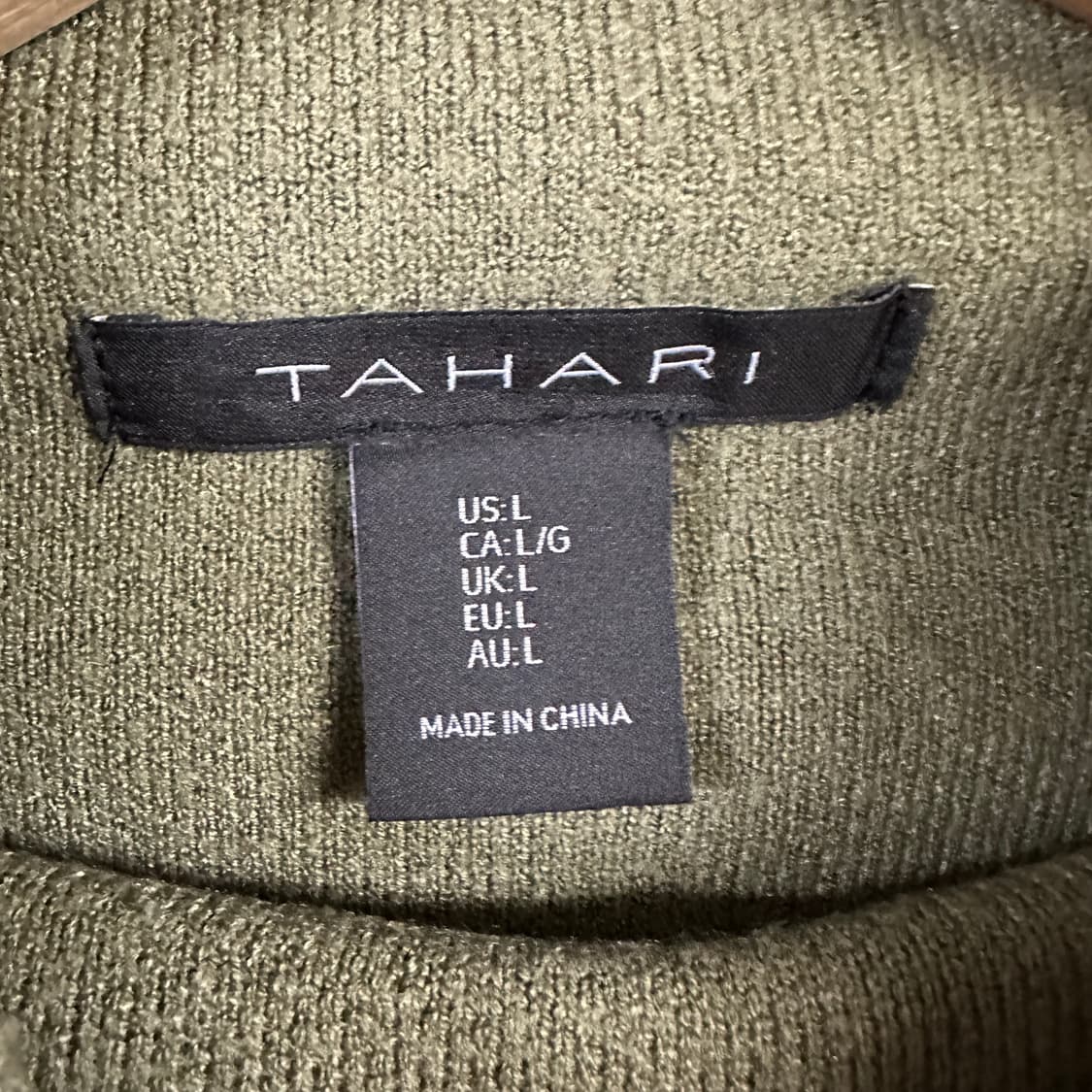 TAHARI 타하리 모크넥 니트 상품이미지2