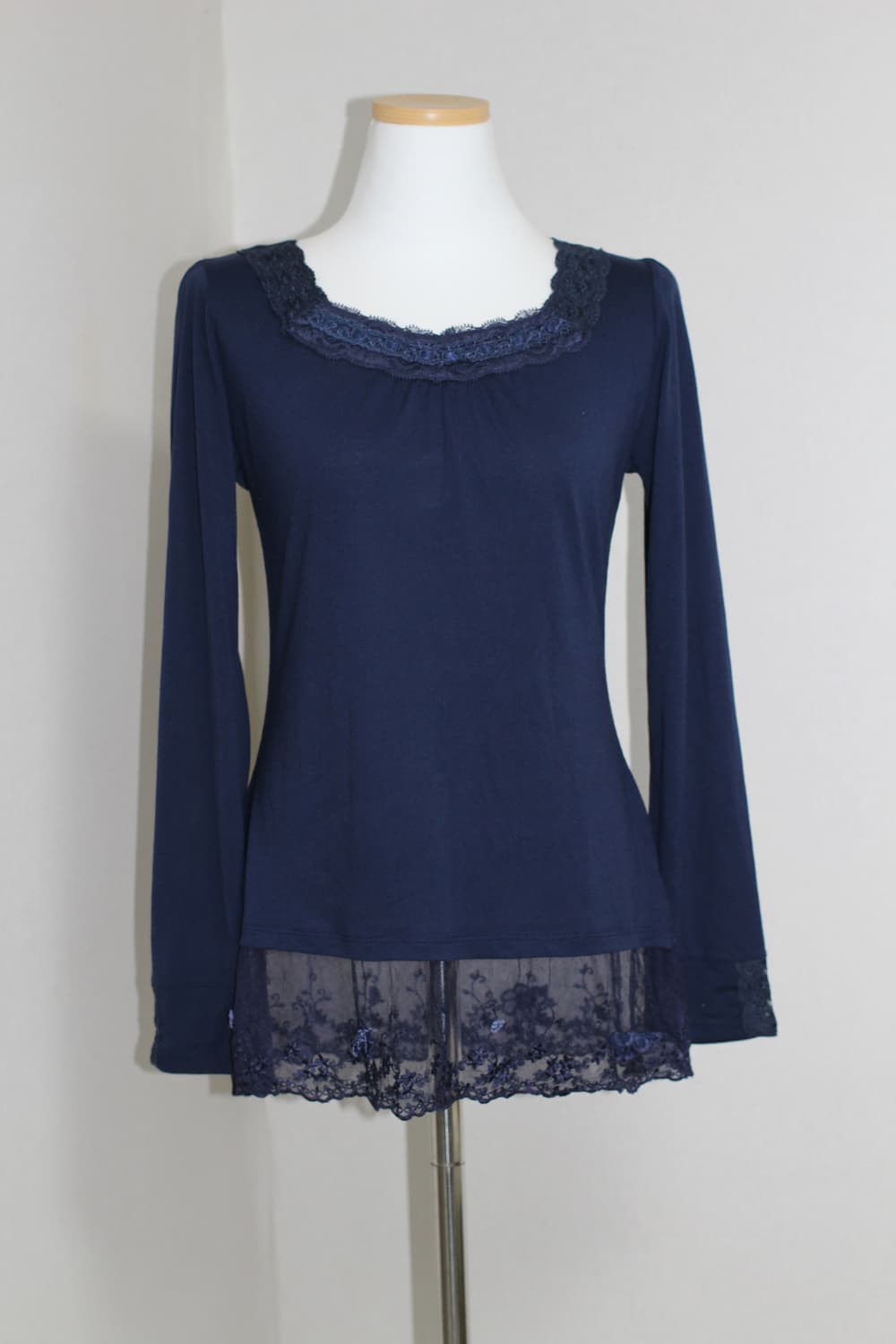 액시즈팜 갸루 레이스 셔링 플라워 큐빅 긴팔 티셔츠 상품이미지2