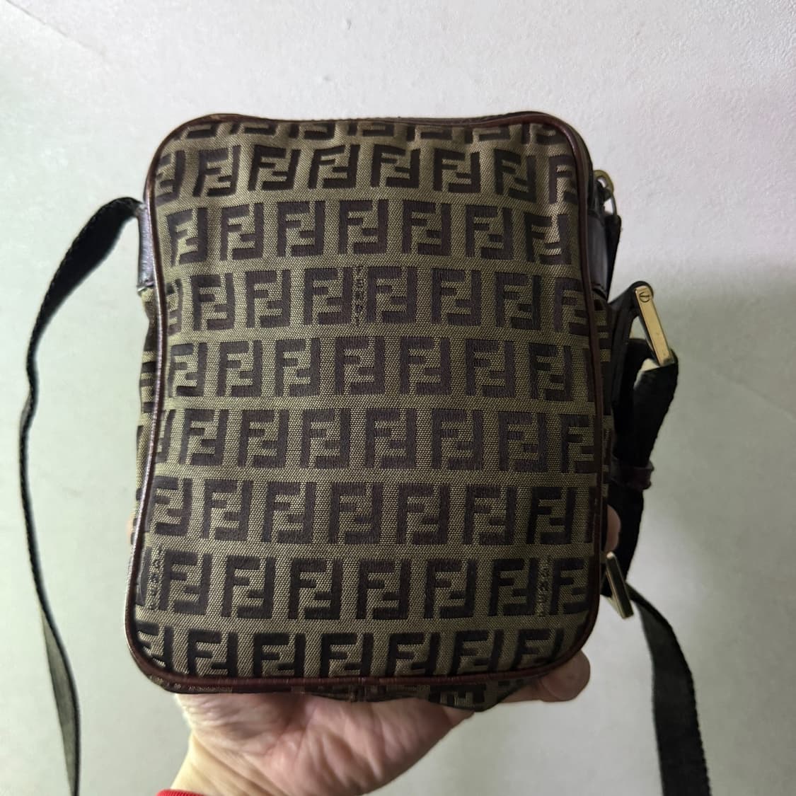 펜디 FF 주카패턴 미니 크로스백 상품이미지3