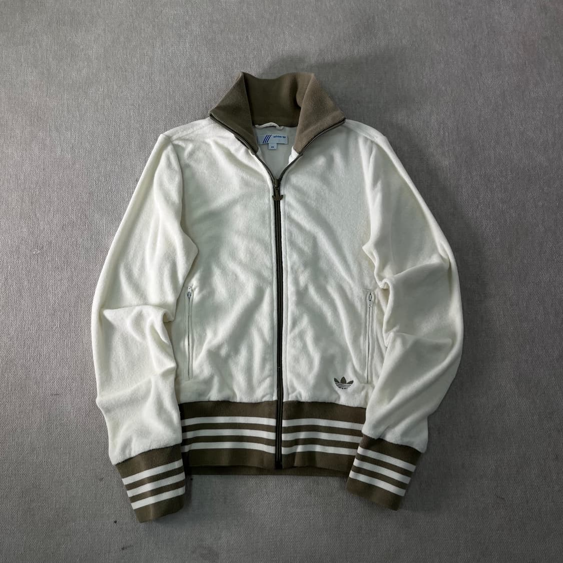 W 90 아디다스 흰갈 테리 트랙탑 져지 상품이미지1