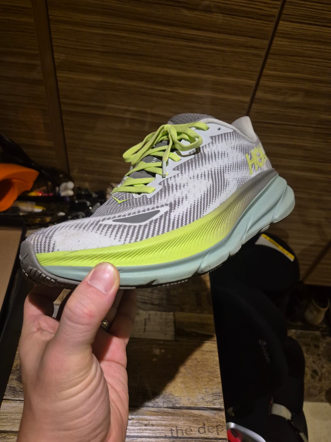 호카 클리프톤9 고어텍스 GTX 러닝화 상품이미지2