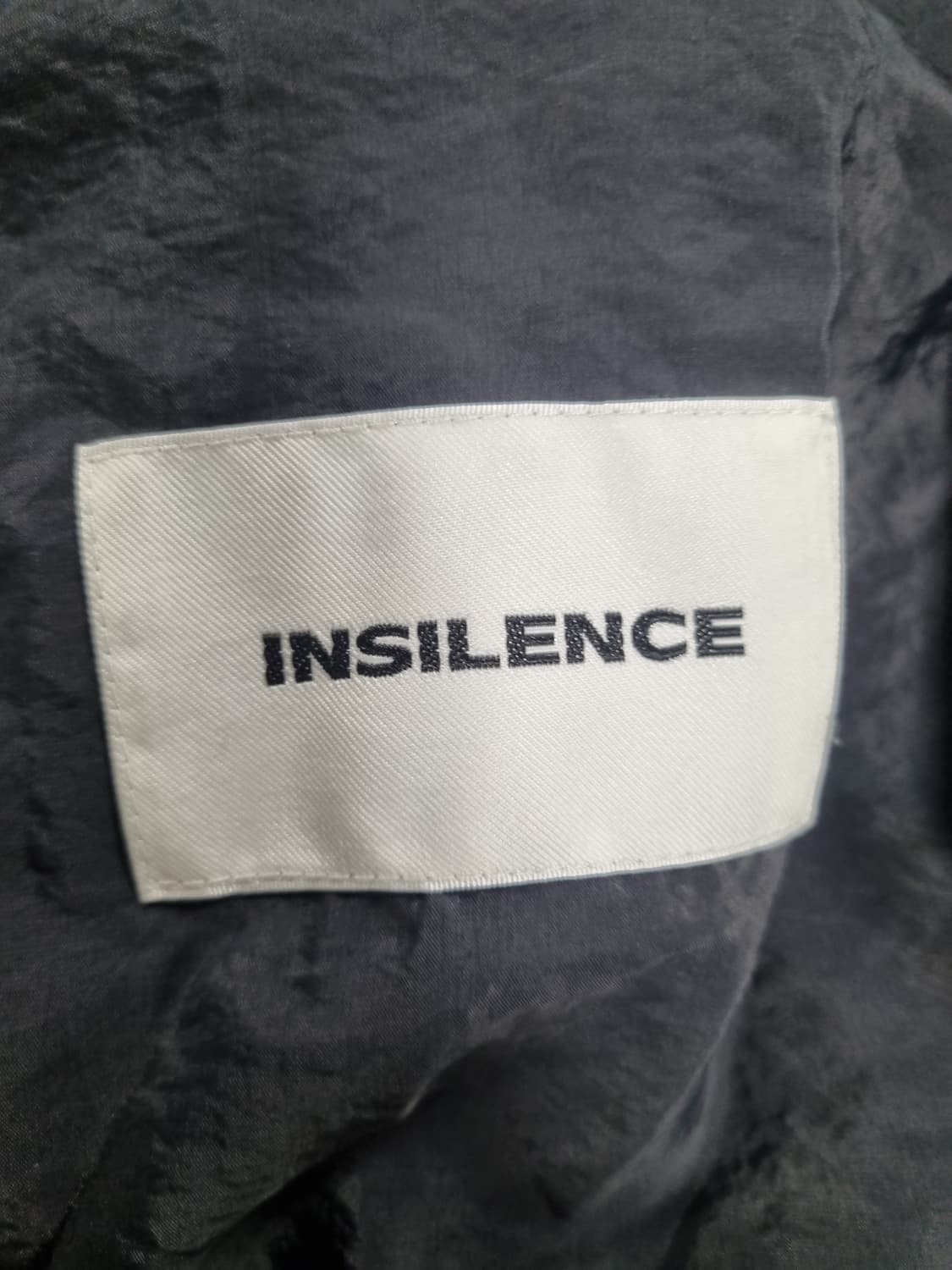 인사일런스 오버사이즈 실키 자켓  상품이미지3