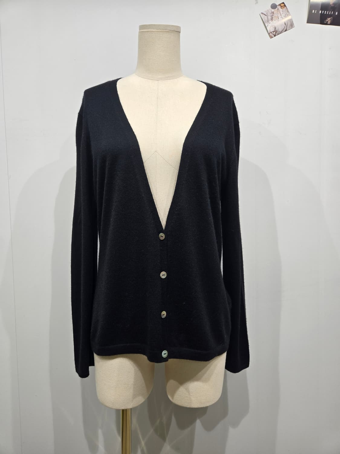 랑방 블랙 브이넥 캐시미어 니트 가디건 상품이미지1