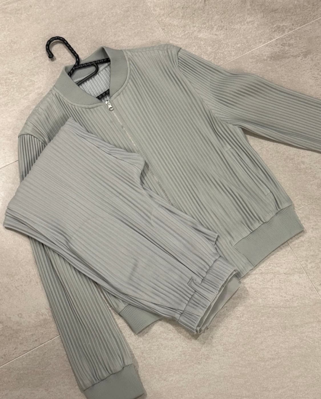(셋업)볼란테 플리츠 상하의 판매합니다. (Gray) size:2 상품이미지1