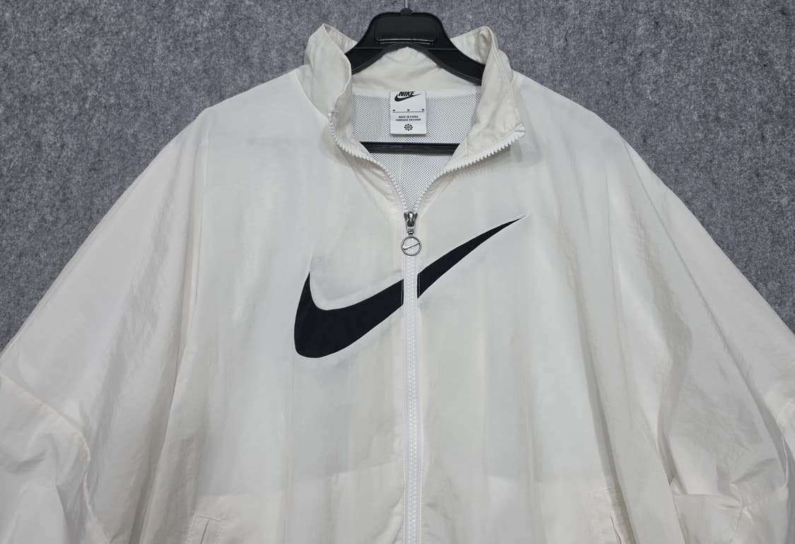 나이키 NSW 에센셜 빅스우시 바람막이 M 상품이미지5