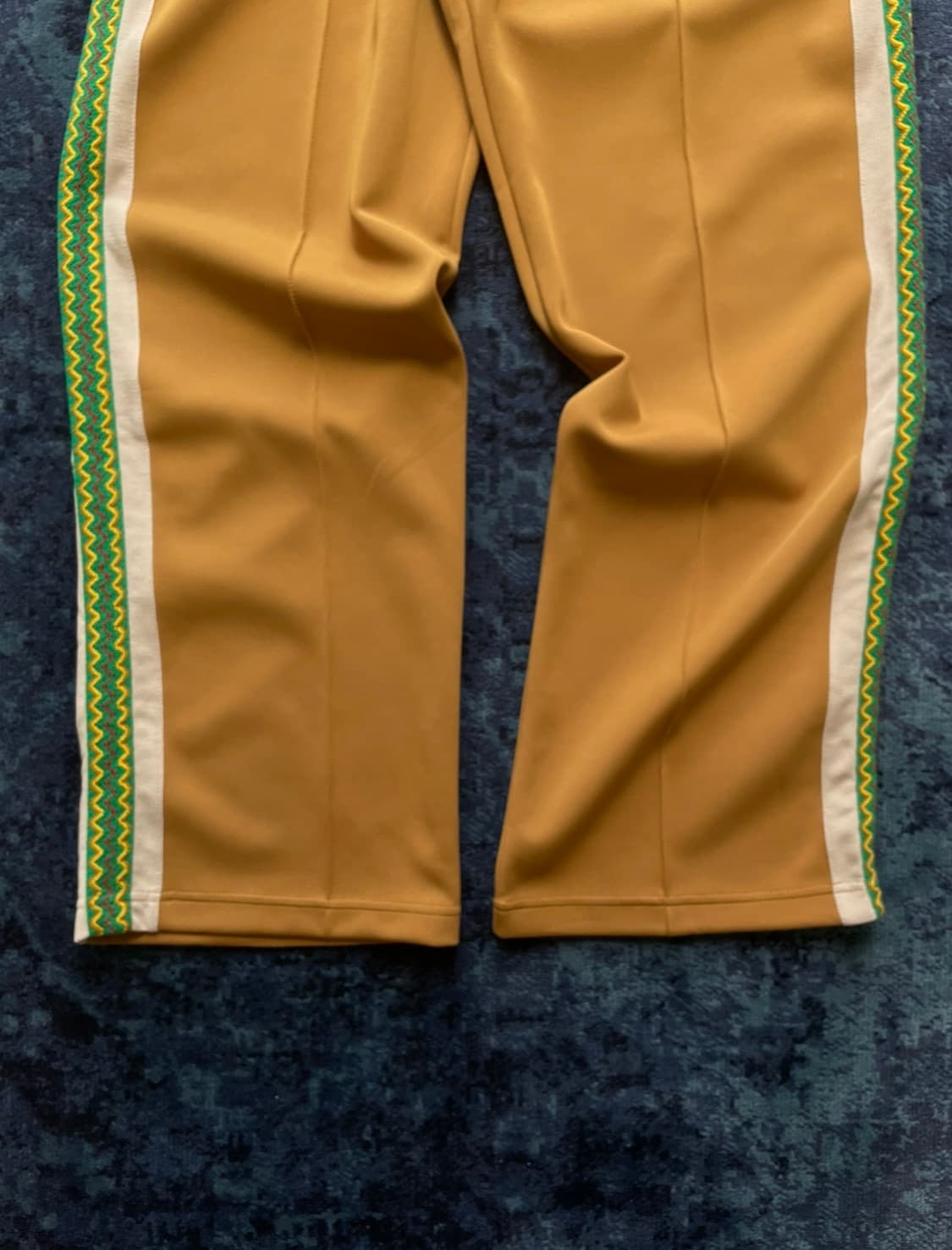 니들스 x 사스콰치패브릭스 트랙팬츠 상품이미지4