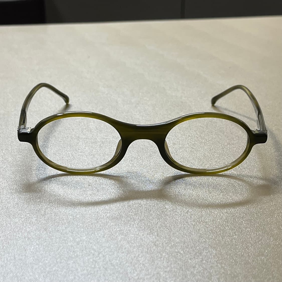 미완경 오벌 뿔테 안경 상품이미지2
