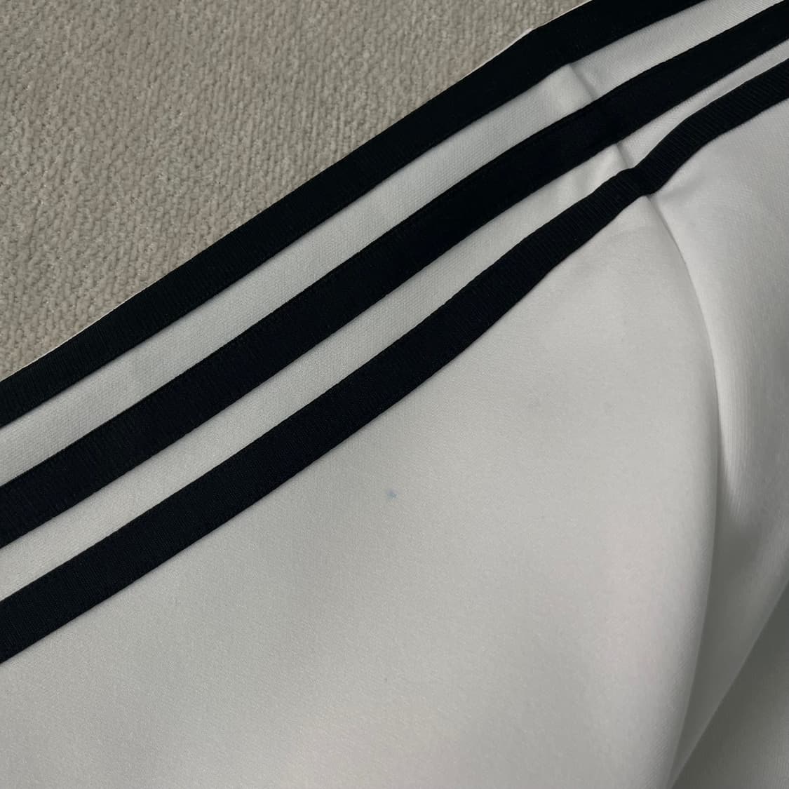 105 아디다스 신형 흰검 트랙탑 져지  상품이미지5