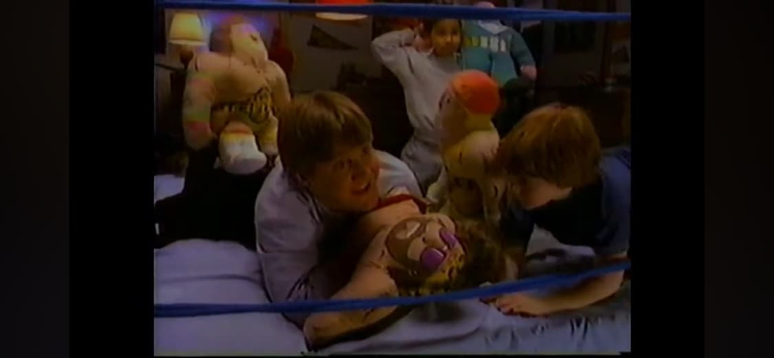 90s wwf 얼티밋 워리어 쿠션 인형 상품이미지3