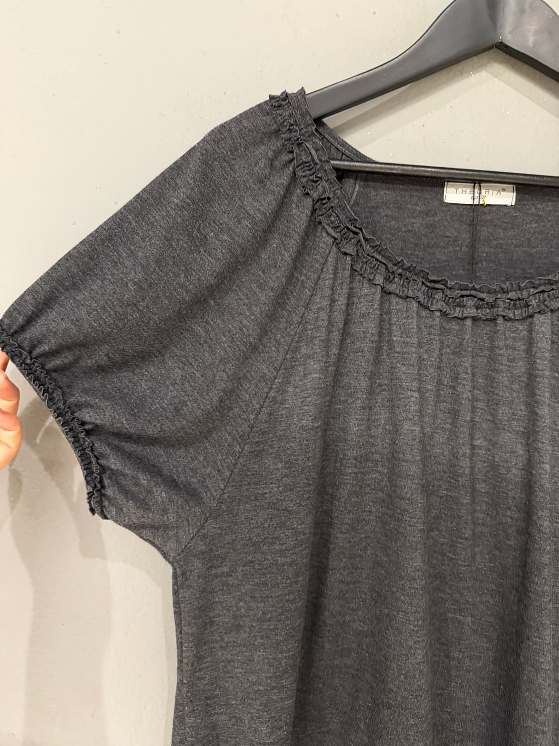 off-shoulder frill detail top 상품이미지8