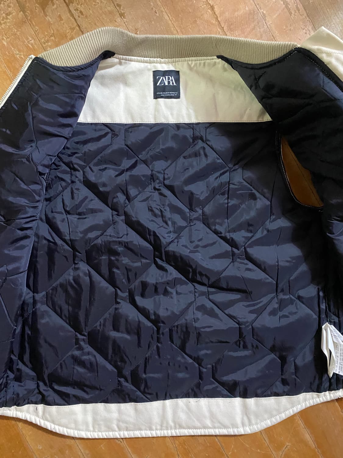 ZARA 워크웨어 아이보리 패딩 베스트 XL (105) 상품이미지4