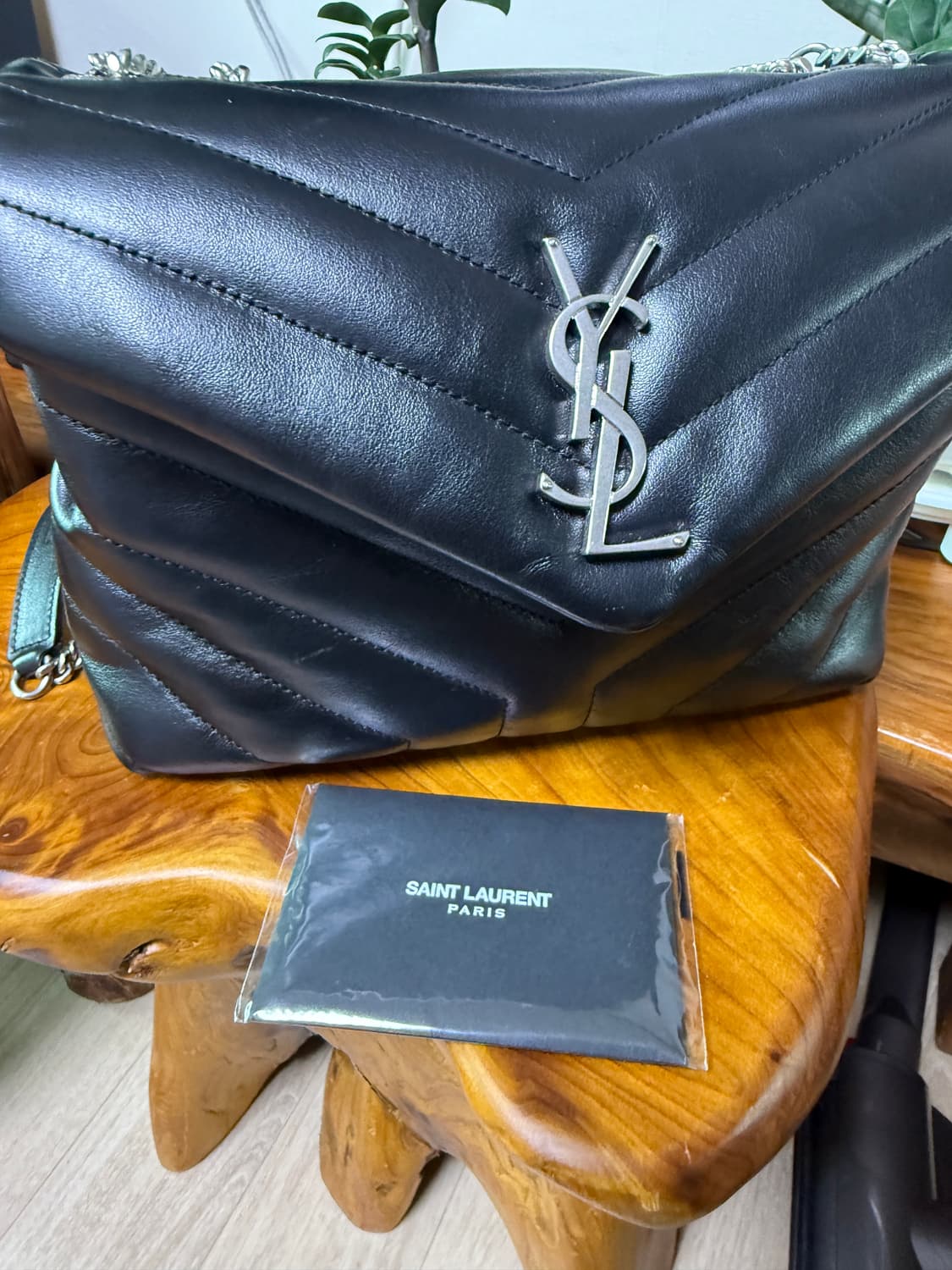 생로랑 루루 숄더백 은장 스몰 상품이미지4