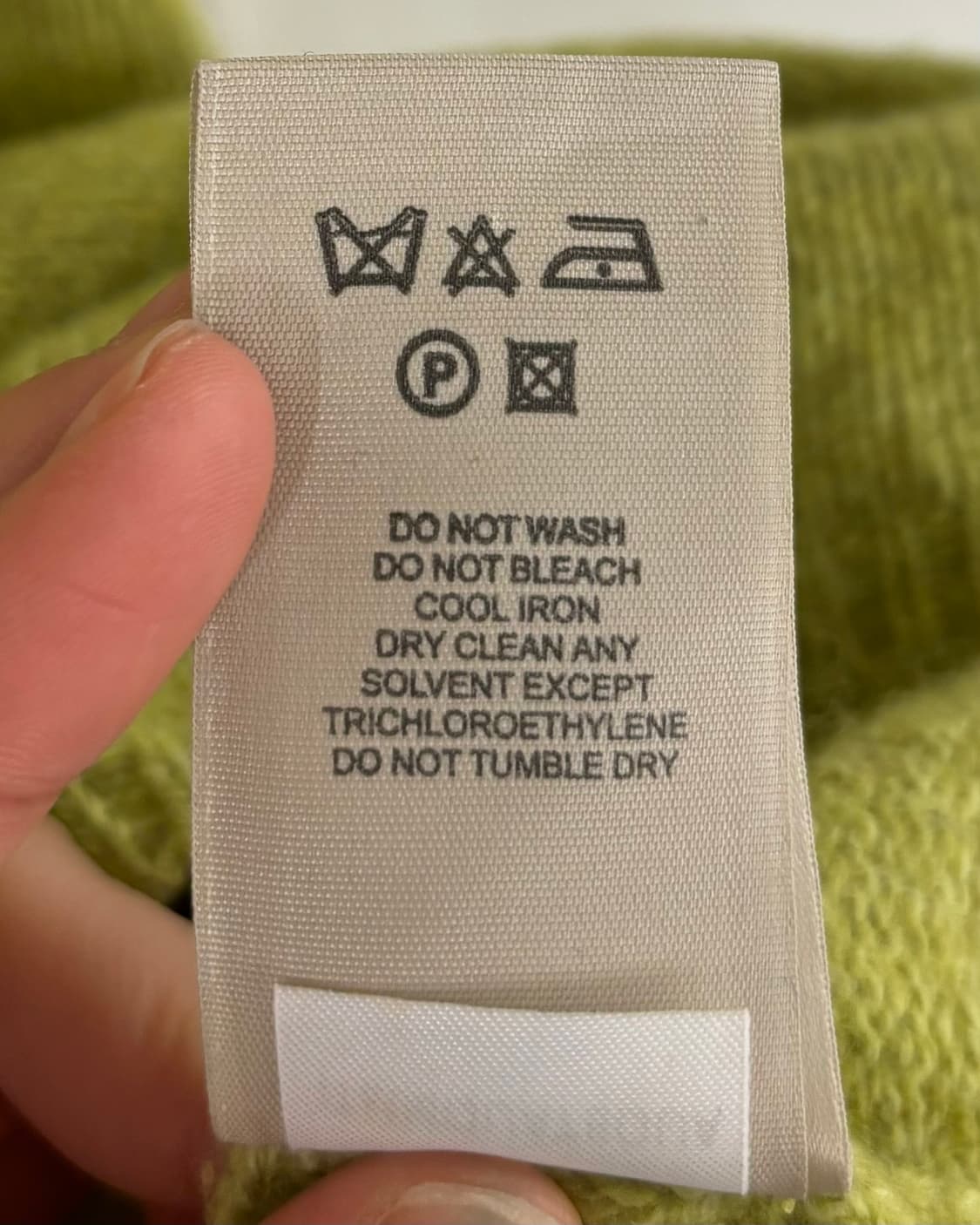 버버리 라임 그린 브이넥 니트 상품이미지8