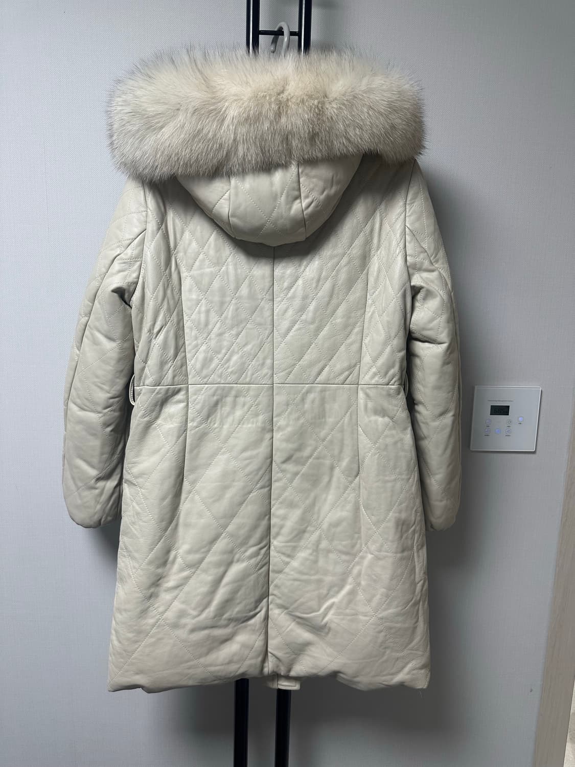 안나수이   구스다운  폭스퍼  양가죽  자켓-S사이즈 상품이미지3