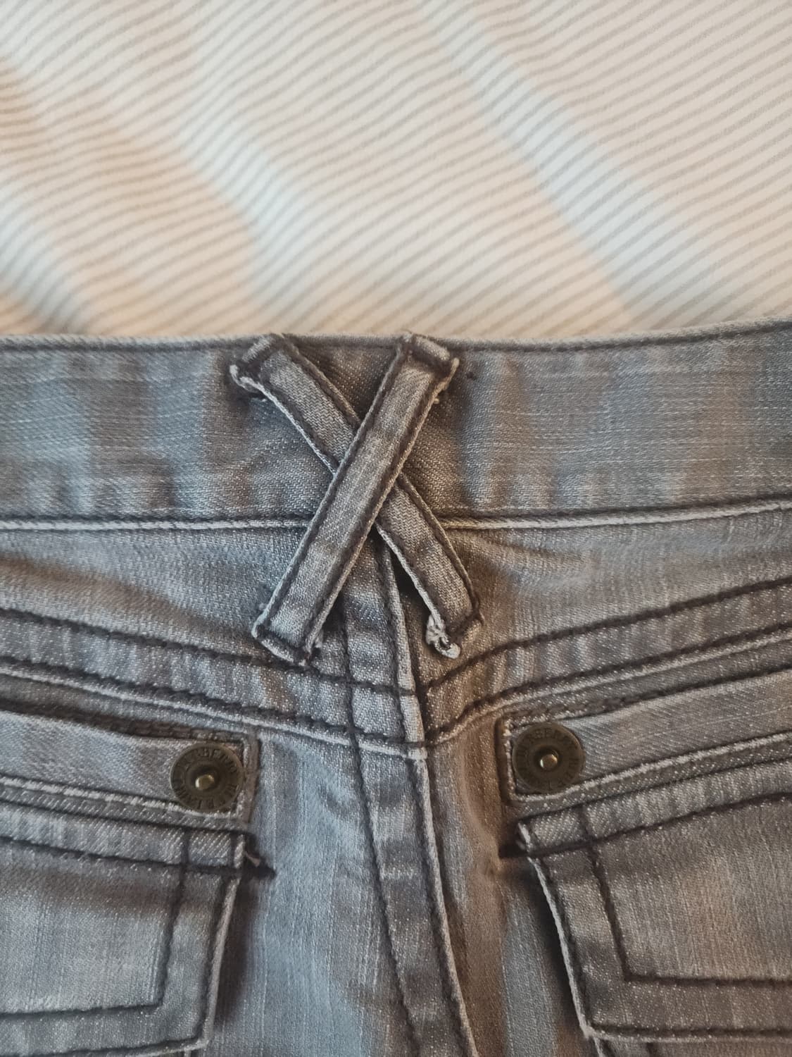 버버리 블루라벨 그레이 흑청 데님 미니 스커트 일본 빈티지 상품이미지8