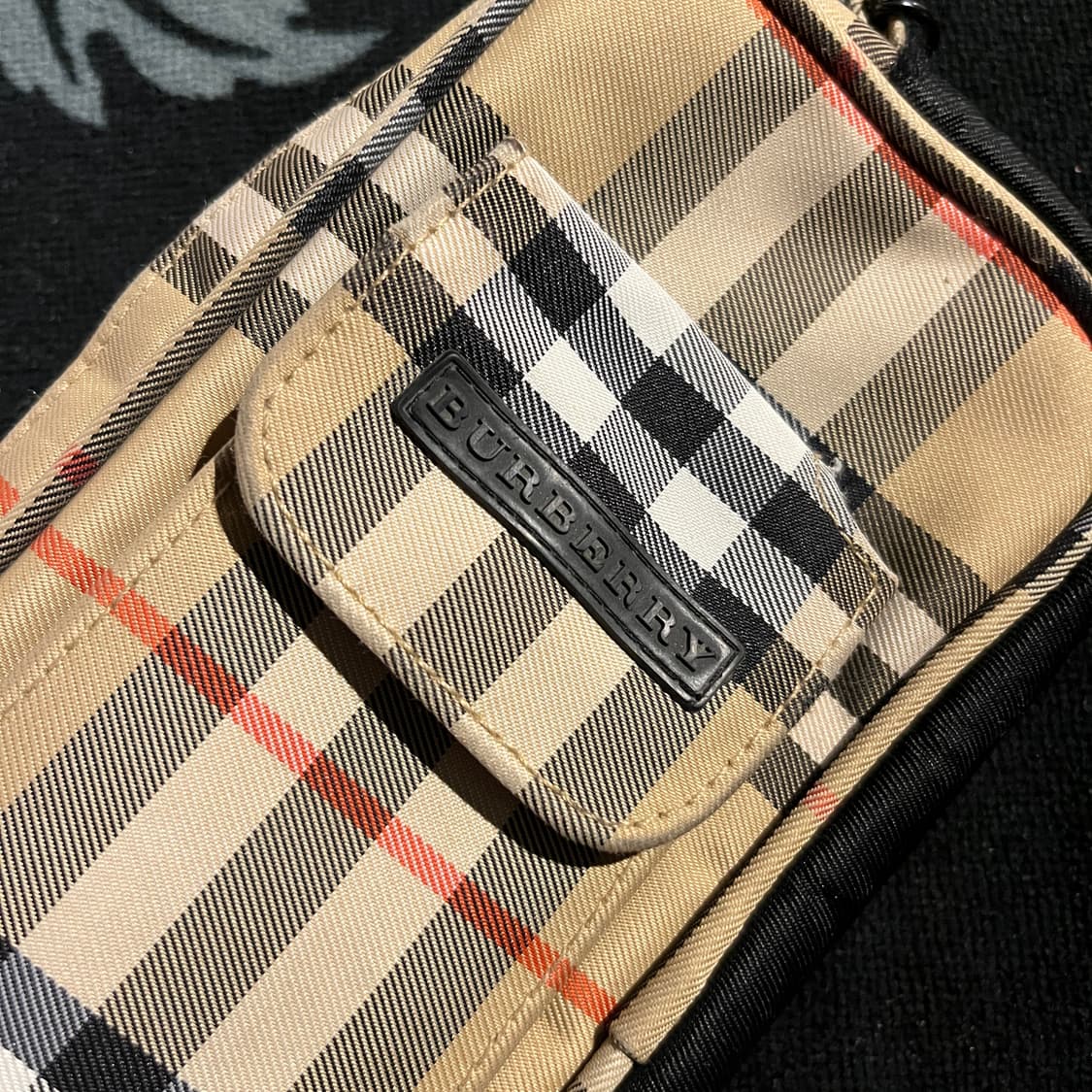 버버리 파우치 상품이미지2