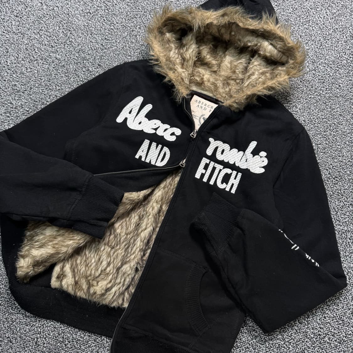 Name : 아베크롬비 울프죠 투웨이 블랙컬러 후드집업 :)  상품이미지3