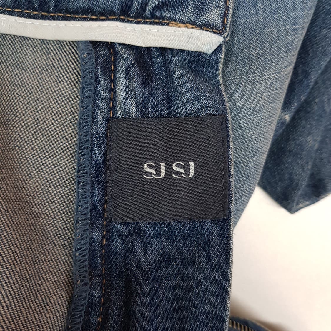 한섬 SJSJ 2025 워싱 스트레이트 데님 팬츠 61-90사이즈 상품이미지8