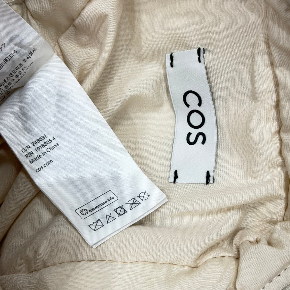 COS 코스 크로스 바디백 화이트 가방 상품이미지5