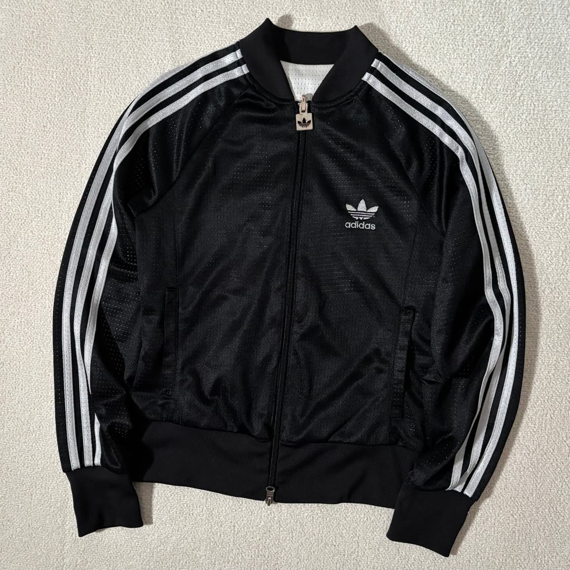 아디다스 리버시블 메쉬 크롭 투웨이 검흰 져지 상품이미지1