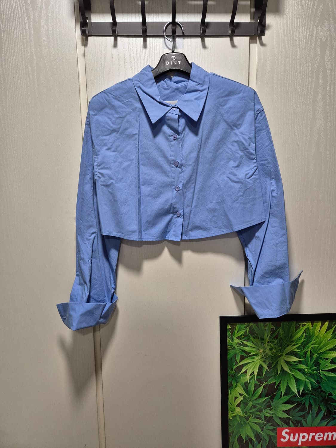 (세일)(새상품)DINT 딘트 소라색 크롭 셔츠 상품이미지1