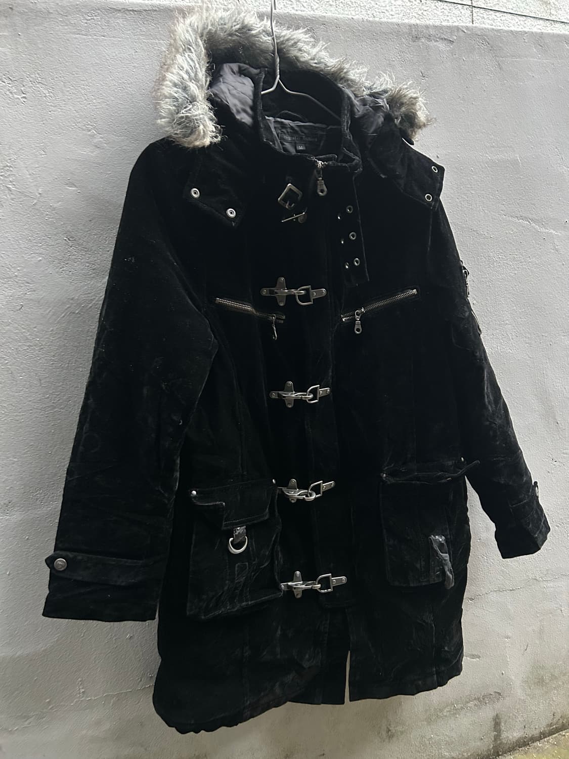 *rare* agate label vkei 펑크 블랙 버클 디테일 퍼 자 상품이미지2