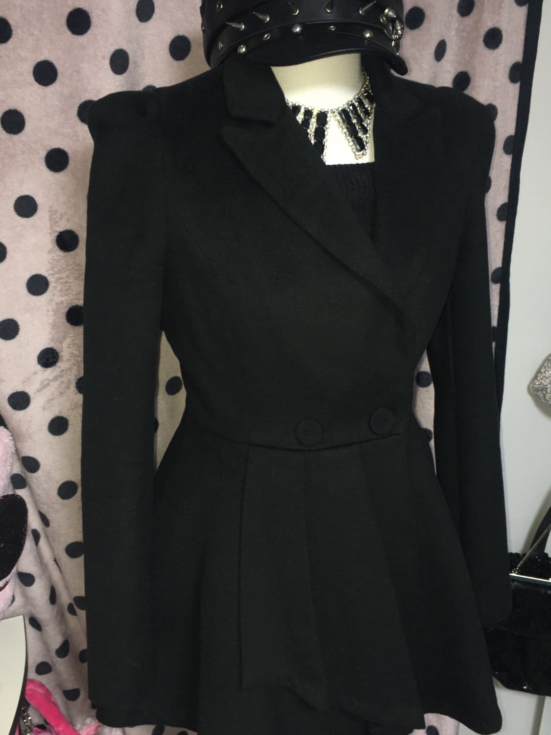 공겜여주 오네갸루 블랙 플레어 코트 상품이미지2