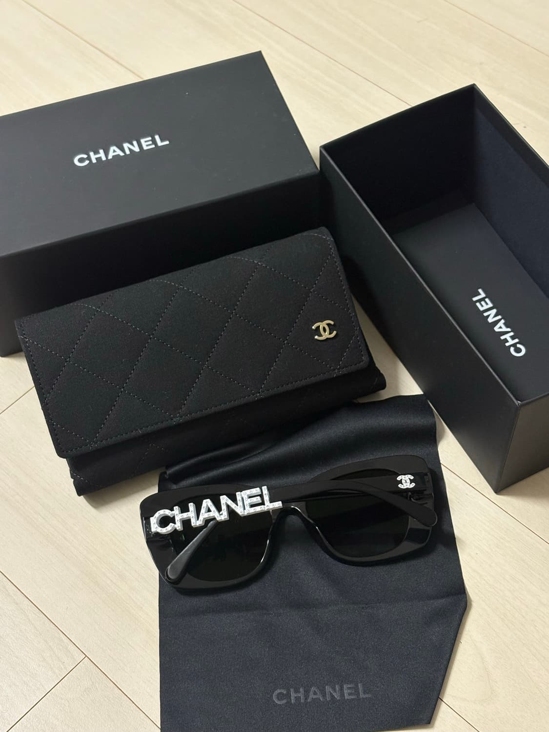 샤넬 로고 선글라스 베일리 선글라스 상품이미지1